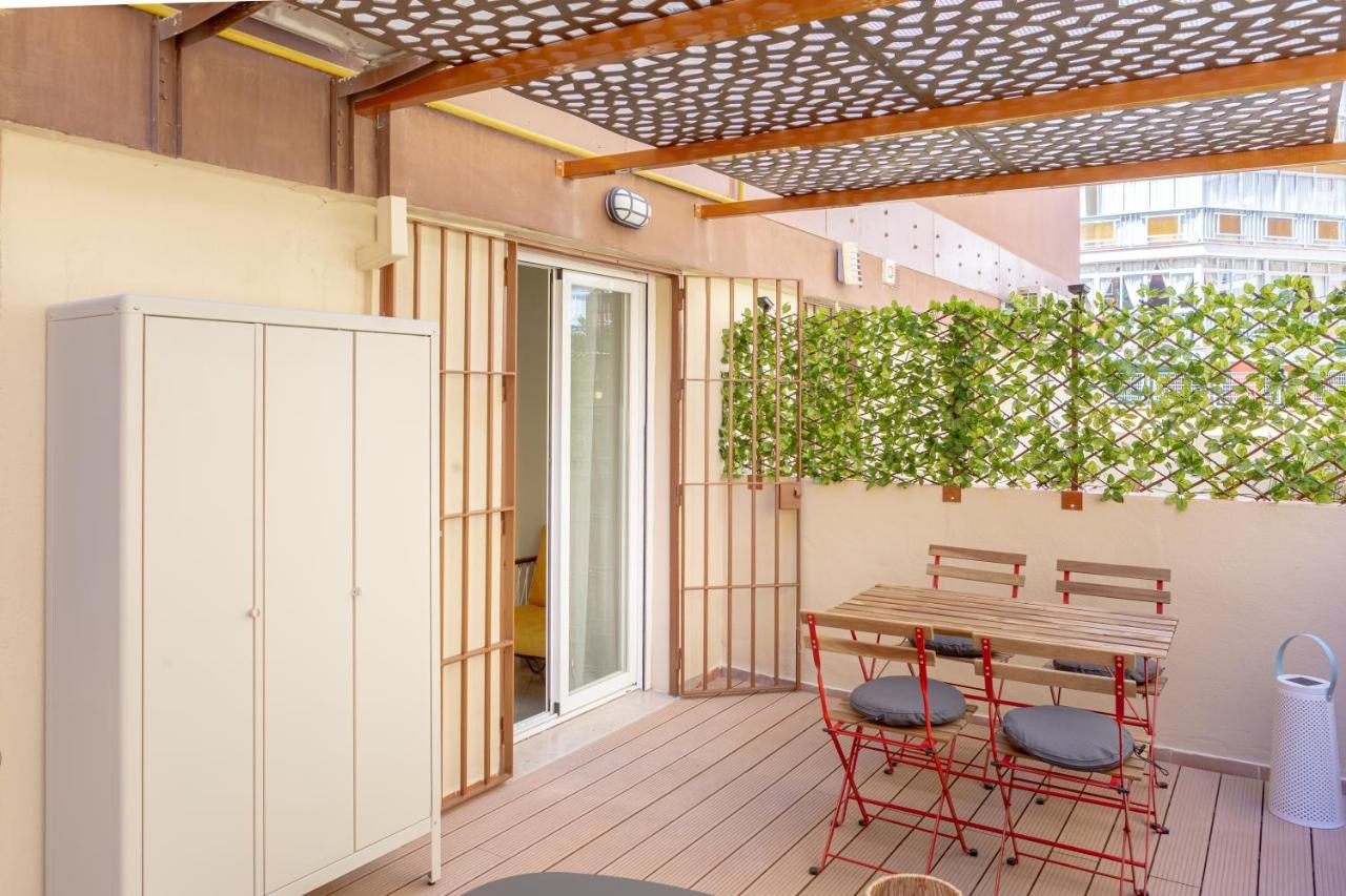 Teatro Suites Malaga Playa Eksteriør billede