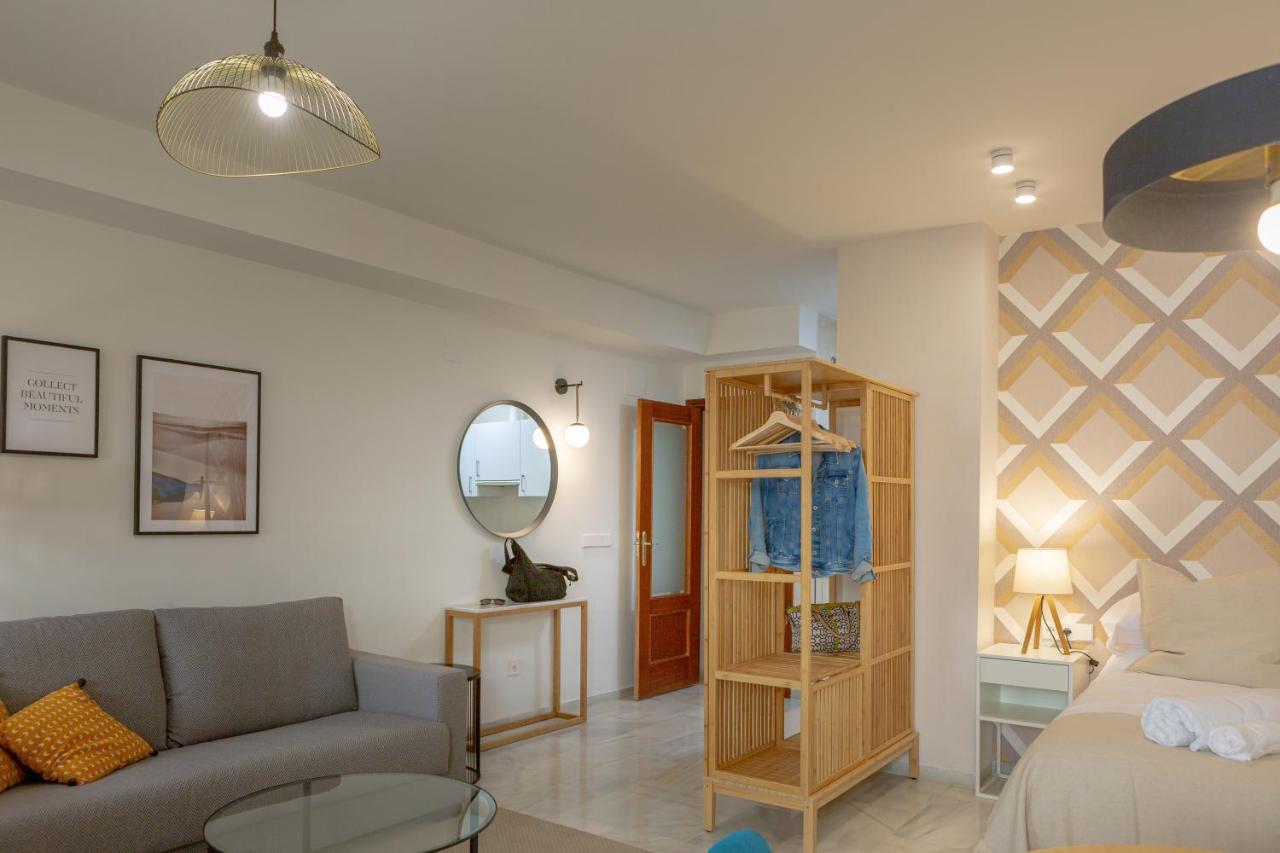 Teatro Suites Malaga Playa Eksteriør billede